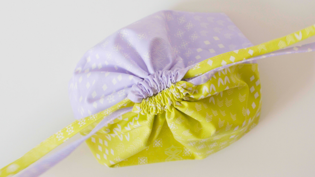 Cute colourblock drawstring bag