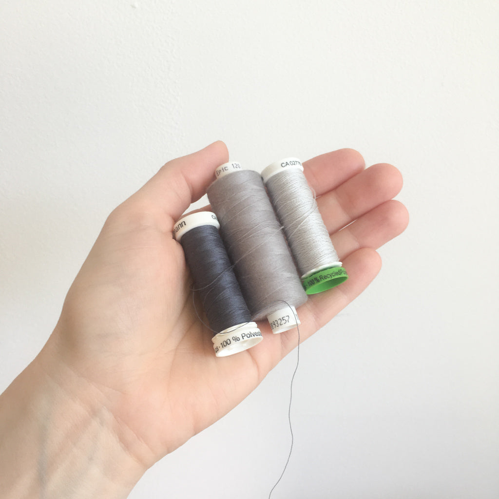 6 Tips for Color Matching Thread to Fabric– CHARLOTTE KAN