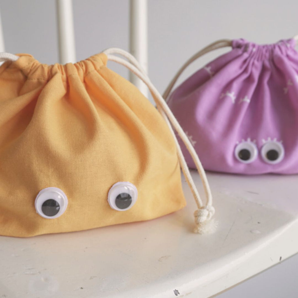 Sew a Smile: The Googly Eye Drawstring Bag Tutorial. Beginner Sewing Project